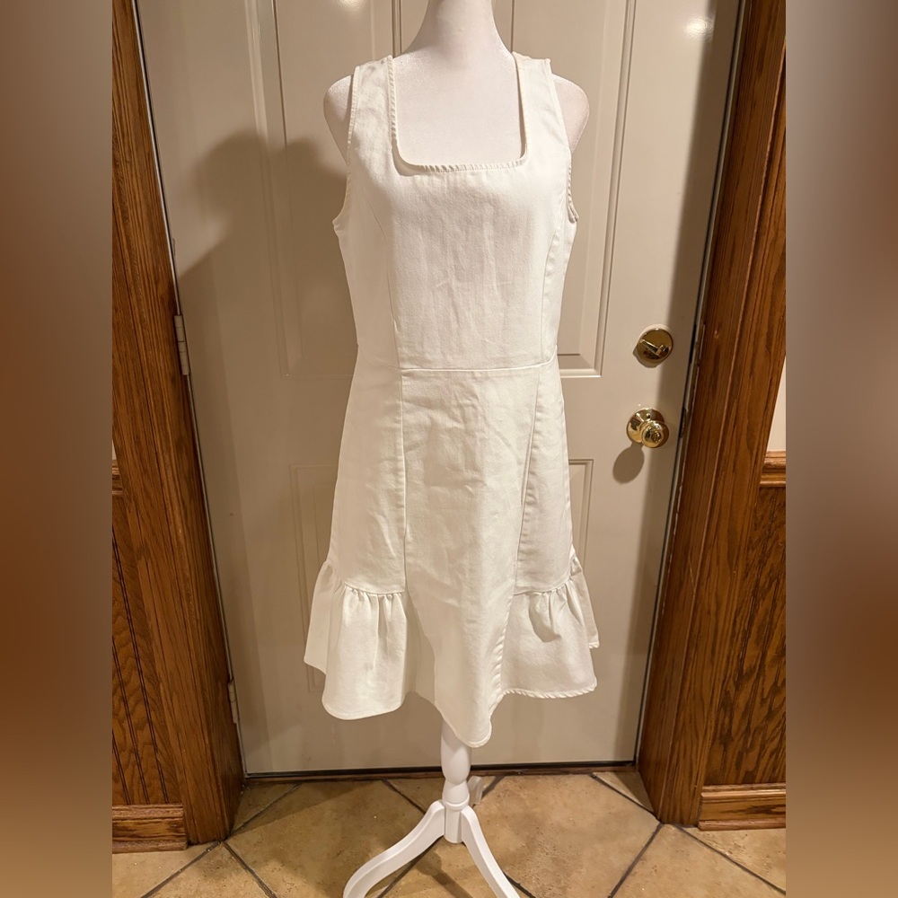 Nanette Lepore White Sleeveless Ruffle Hem Dress Stretchy Size M